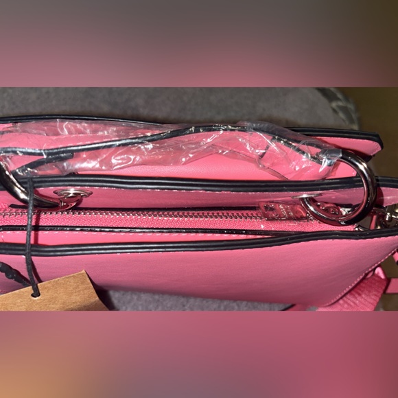 Steven madden bevelyng raspberry satchel - Picture 4 of 4